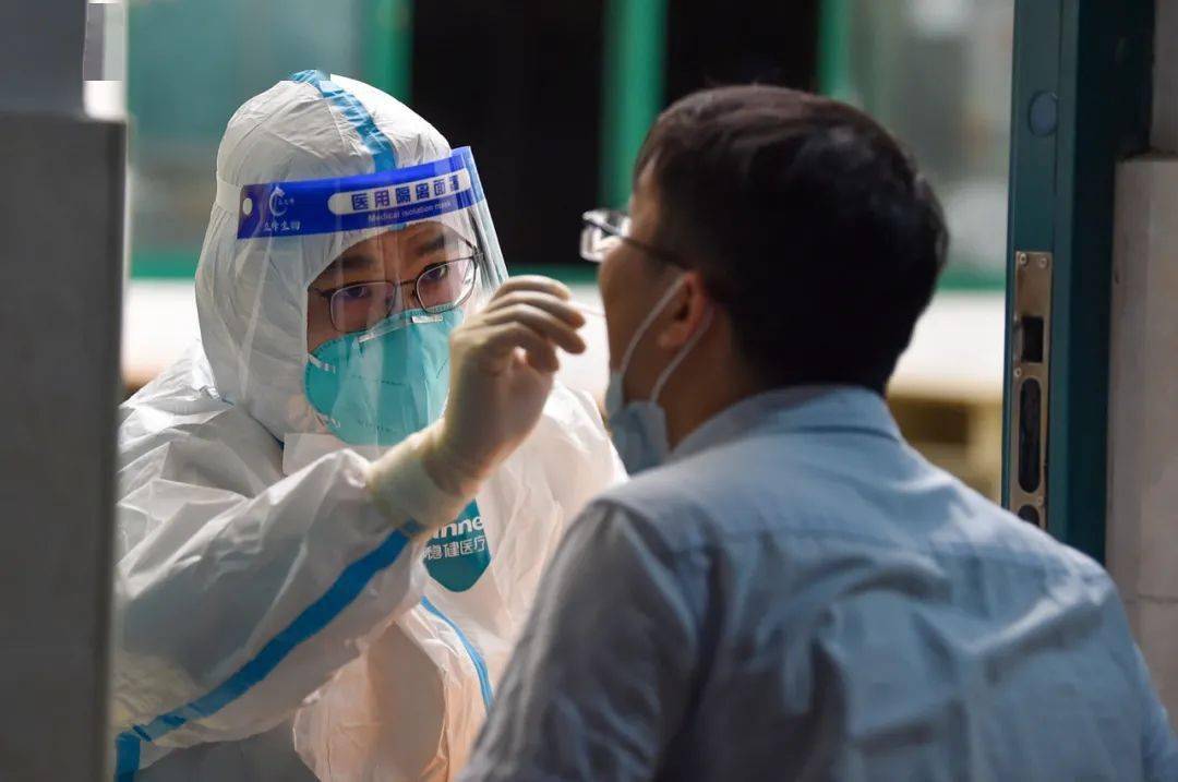 【3地新增19例阳性均涉同场培训/31省新增确诊19例 视频】-第1张图片