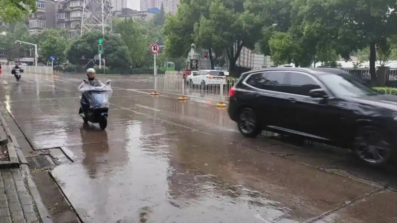 非高风险区不得停工停产停业︰(高风险地区停工停产)-第2张图片