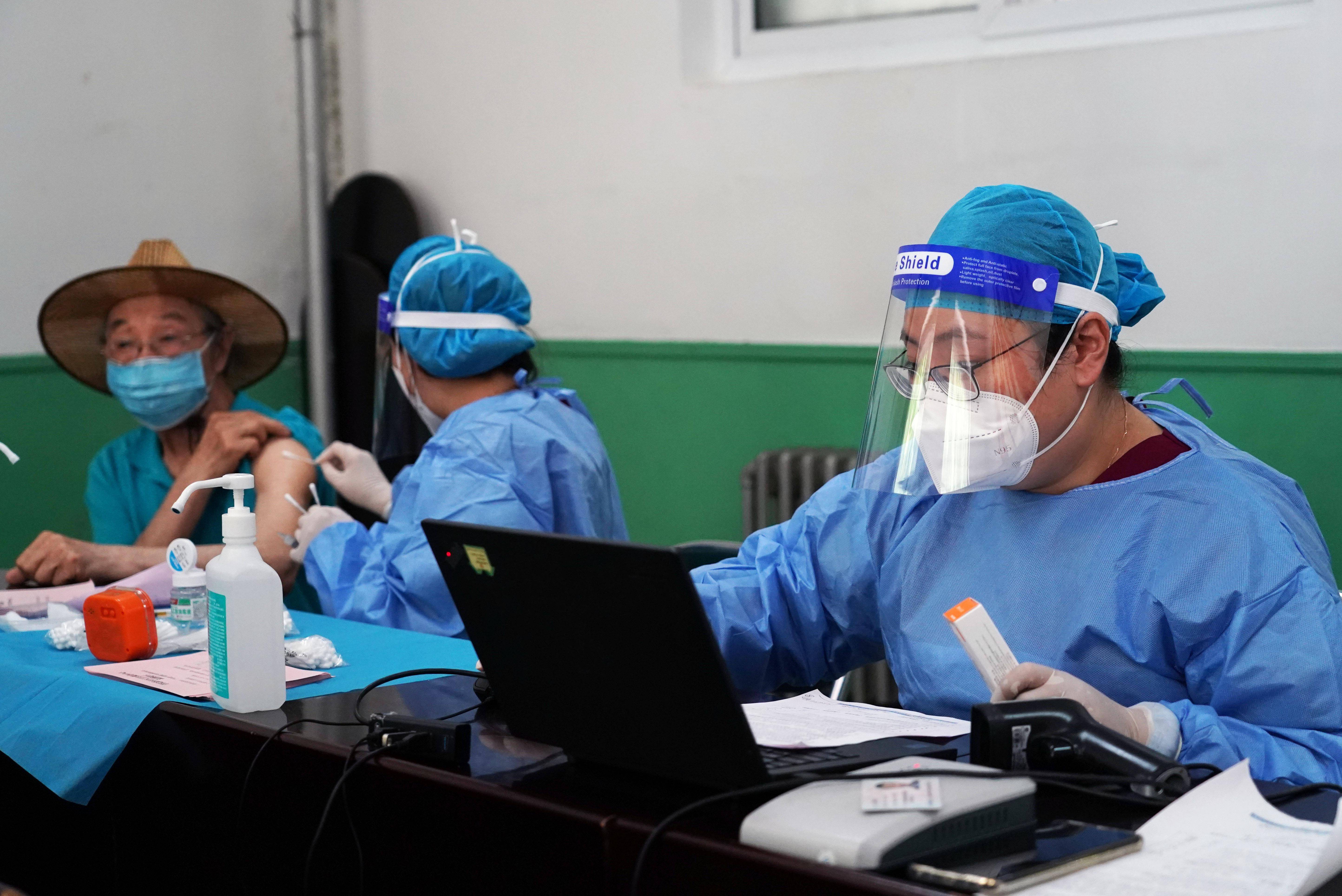 “北京多例感染者有症状核酸仍阴性” 北京有几例病毒？-第3张图片