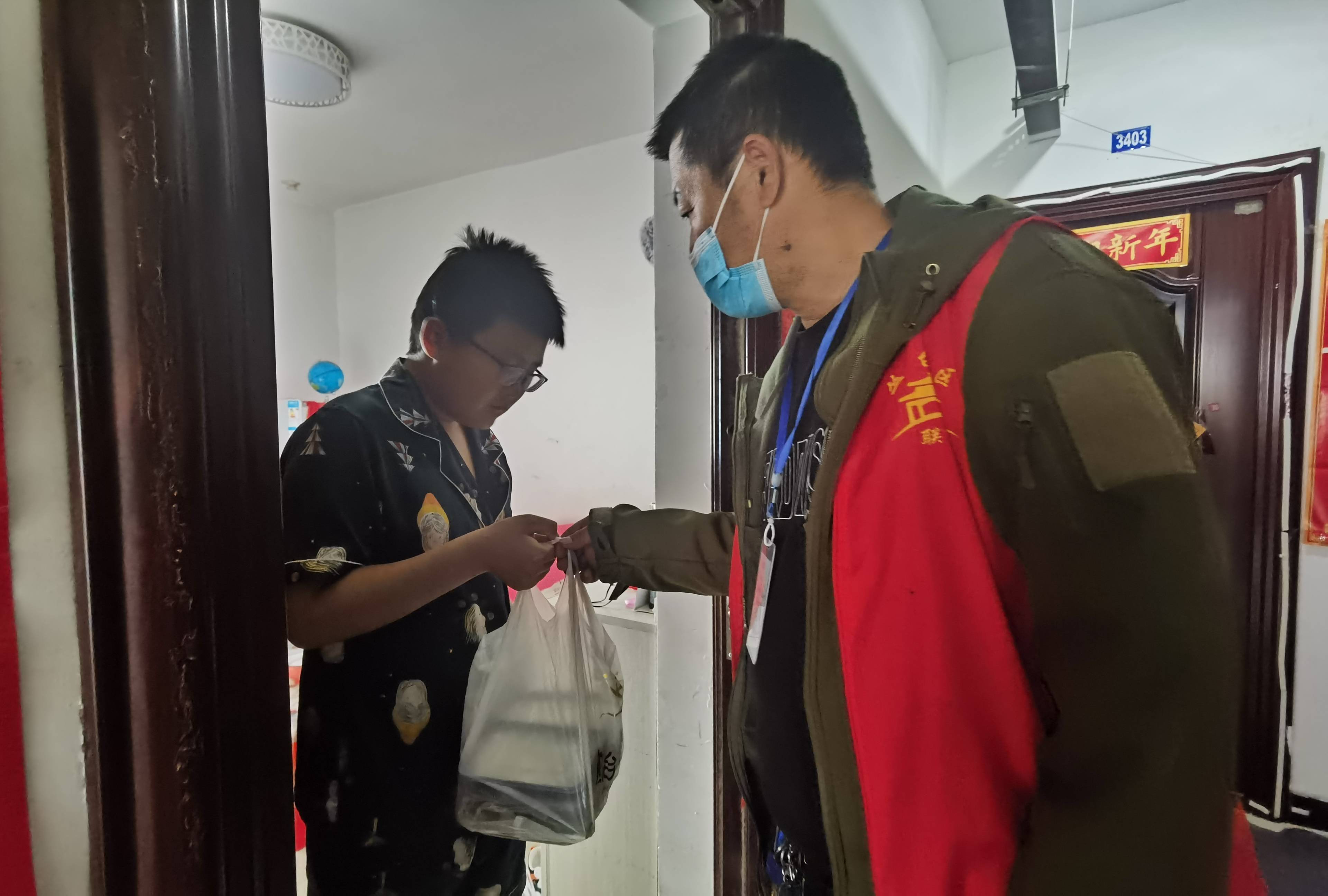 疫情或致1亿人赤贫︰(2020年疫情14亿人民)-第1张图片