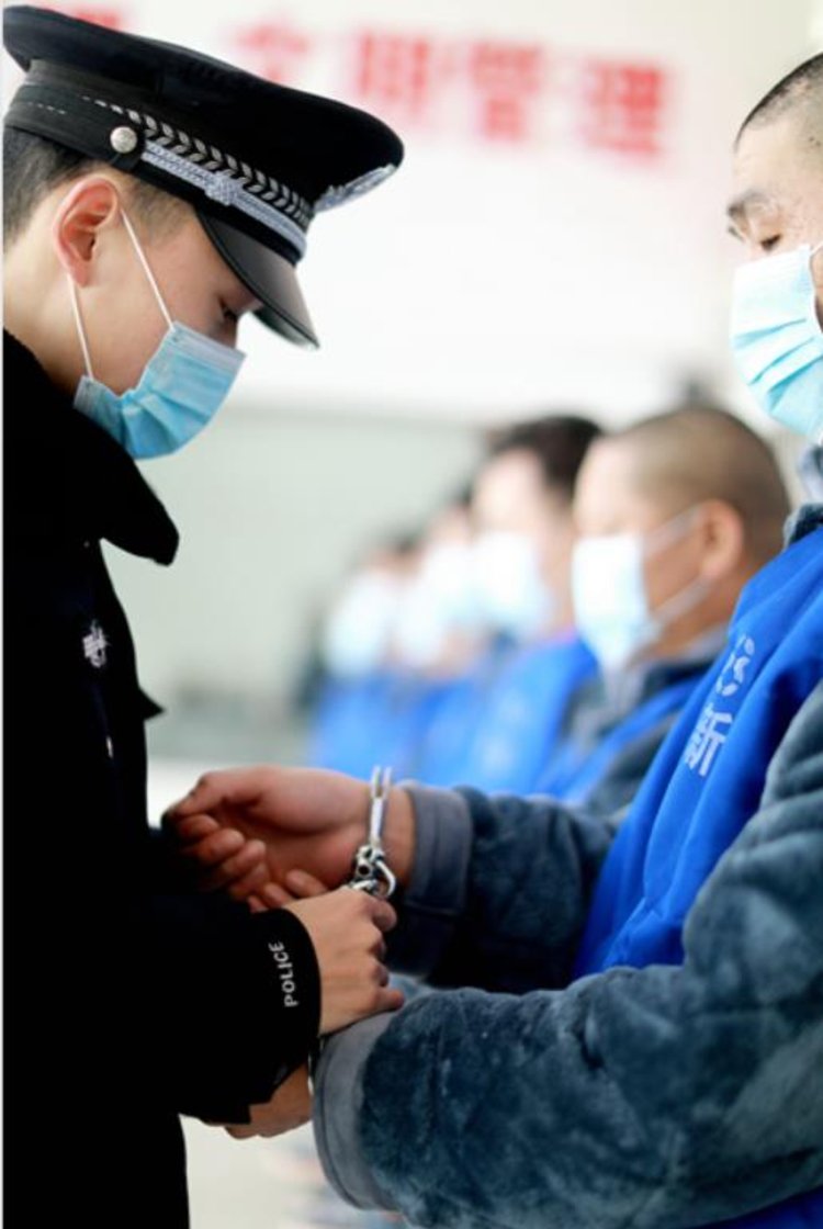 郑州发布28号通告-郑州发布扫黑除恶通告